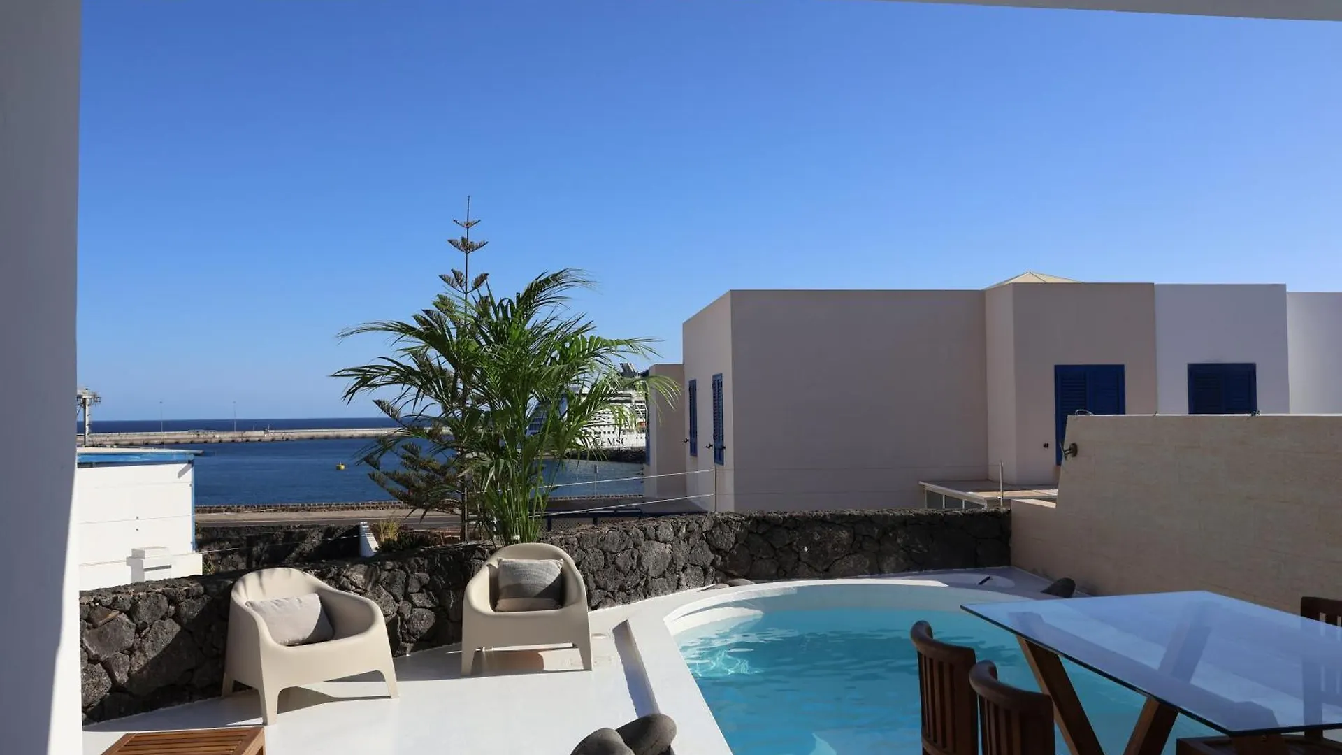 Villa Lanceloto contacts